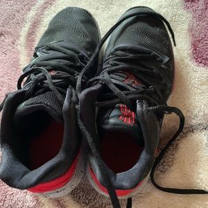 Nike kids tenis shoes